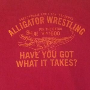 Abercrombie & Fitch XL men alligator wrestling' sh